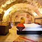 Monte Cappa Cave House Bed & Breakfast Ürgüp