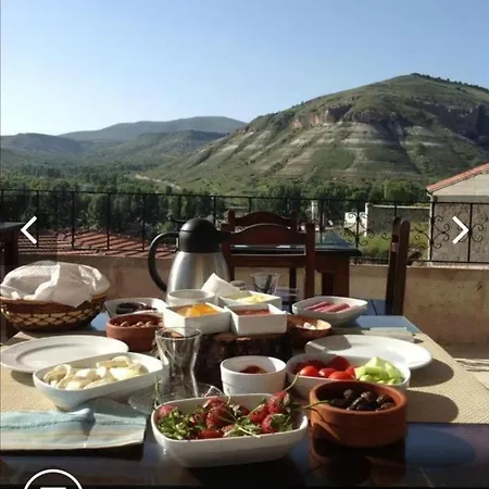 Monte Cappa Cave House Panzió