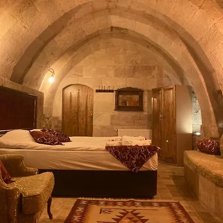 לינה וארוחת בוקר Monte Cappa Cave House אורגופ