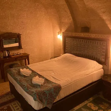 Monte Cappa Cave House Panzió