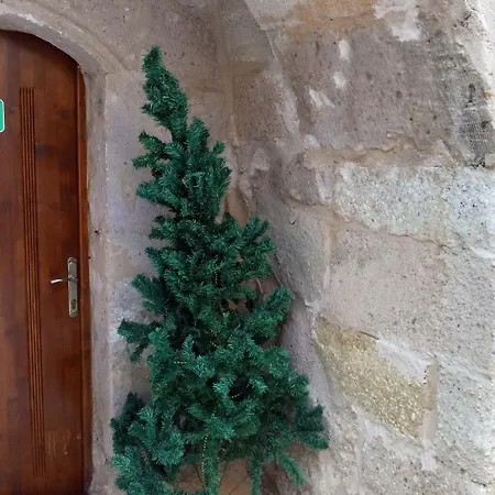 Monte Cappa Cave House 4*