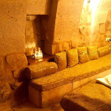 Monte Cappa Cave House 4*