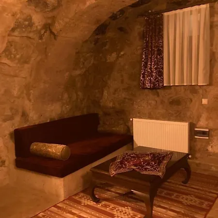 Monte Cappa Cave House Panzió 4*