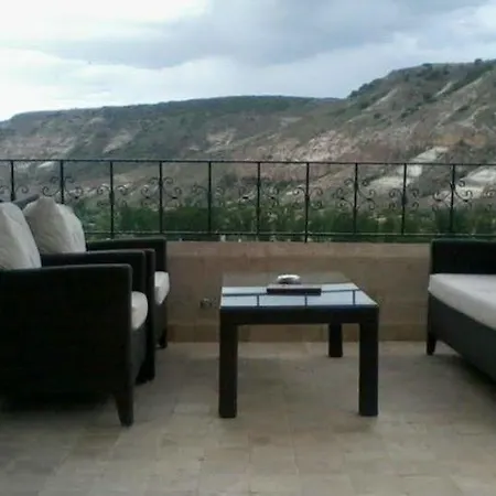 Monte Cappa Cave House