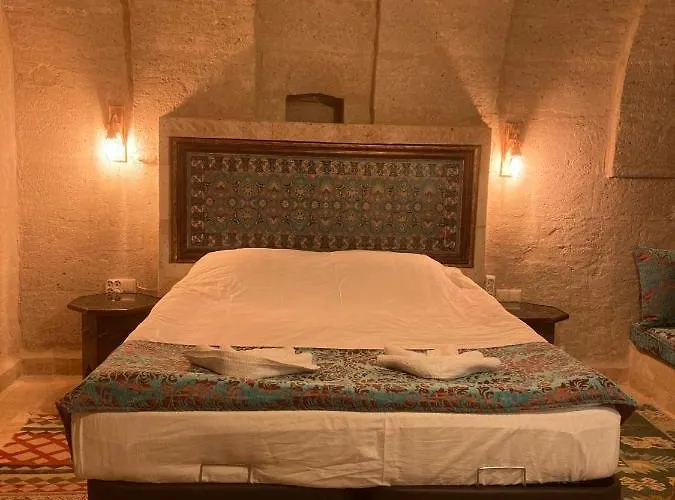 Alojamento de Acomodação e Pequeno-almoço Monte Cappa Cave House 4*