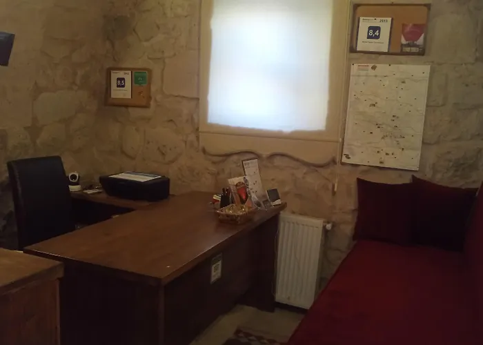 Alojamento de Acomodação e Pequeno-almoço Monte Cappa Cave House 4*