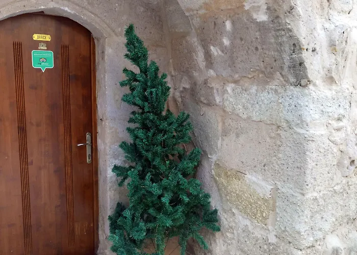 Monte Cappa Cave House 4*