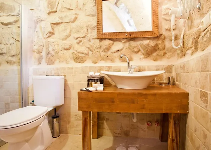 Monte Cappa Cave House Nocleg ze śniadaniem 4*