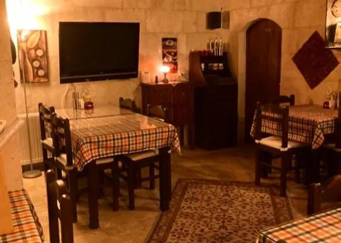 Monte Cappa Cave House Alojamento de Acomodação e Pequeno-almoço Ürgüp