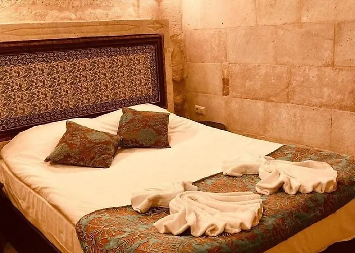 Monte Cappa Cave House 4*